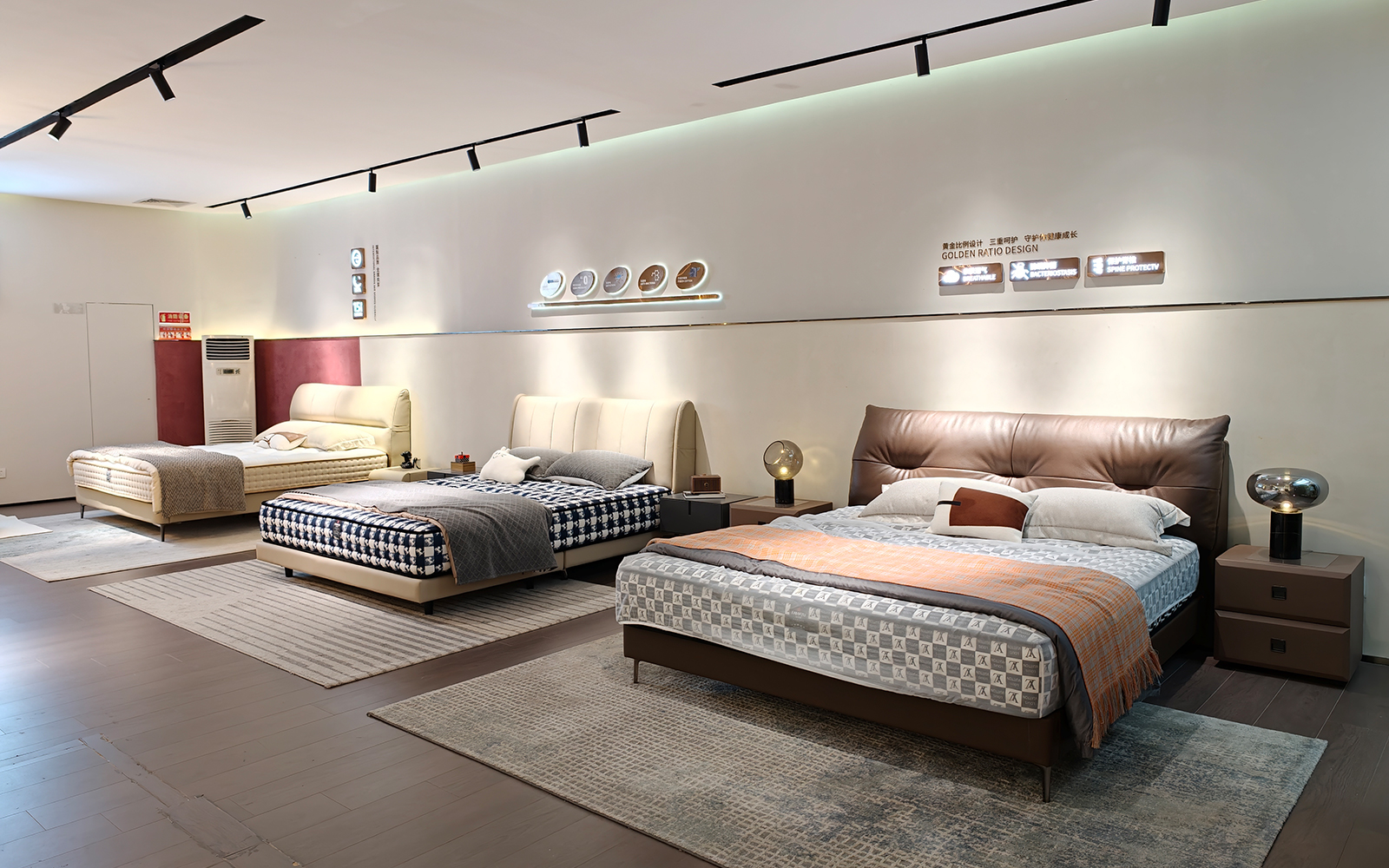 Showroom 8