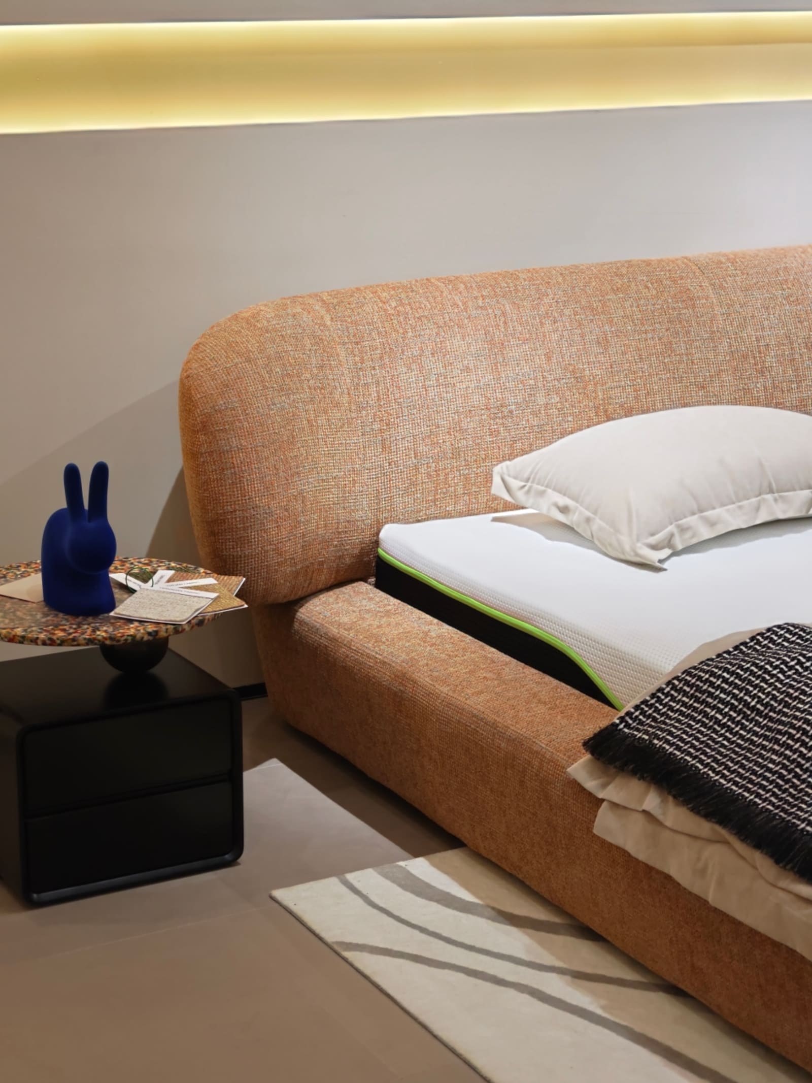 Linen Upholstered Platform Bed with Asymmetrical Curved Headboard 11