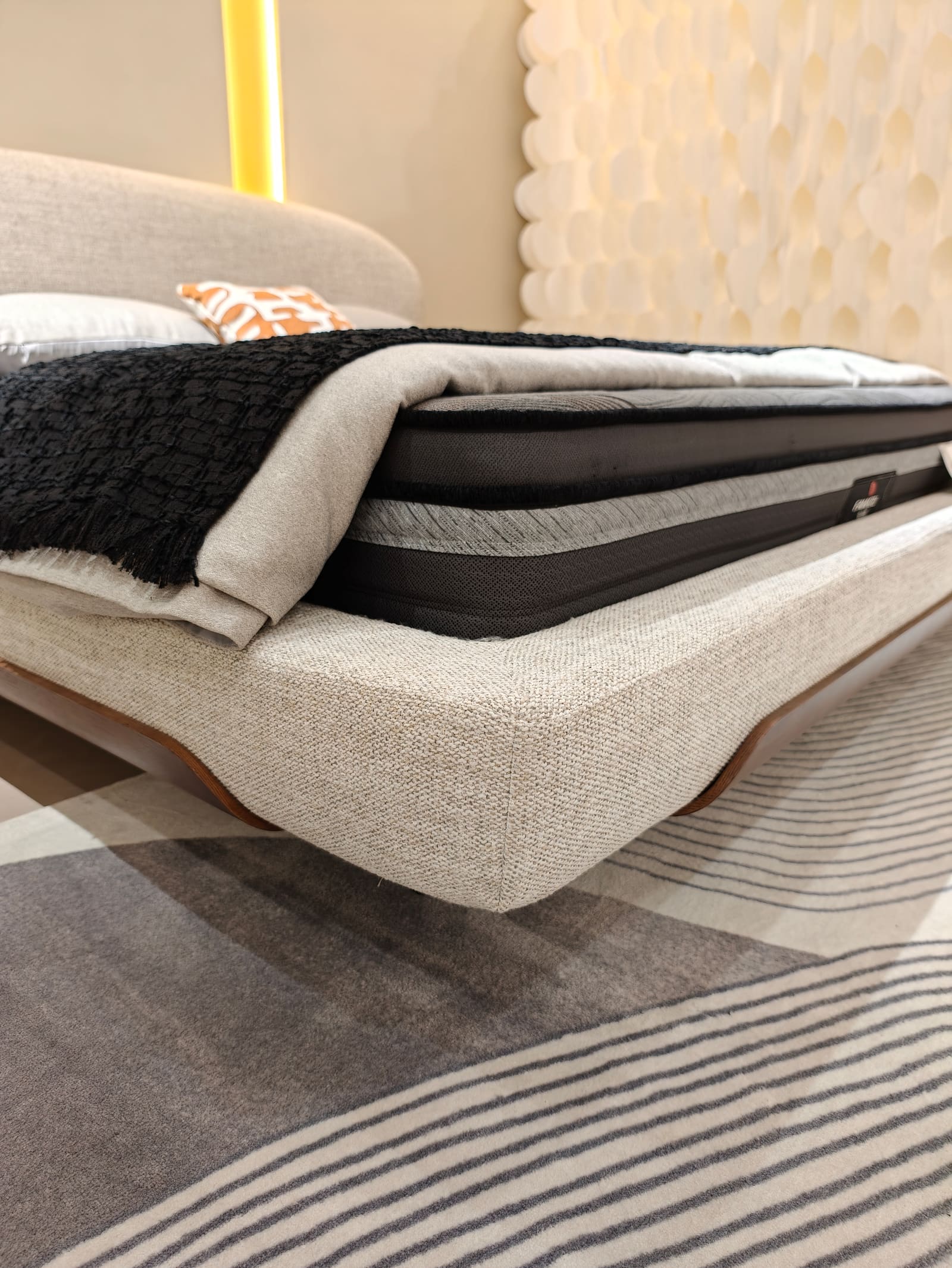 Linen Upholstered Platform Bed with Arched Scalloped Headboard 6
