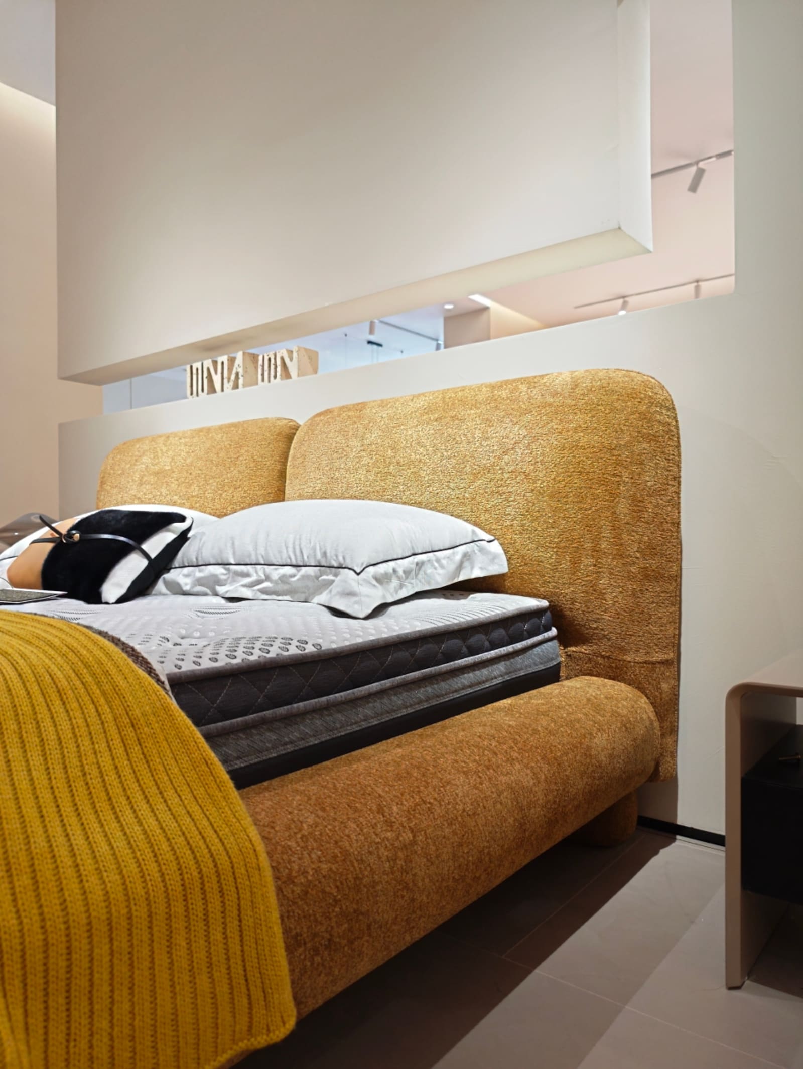 Chenille Upholstered Platform Bed with Dual Panel Headboard 7