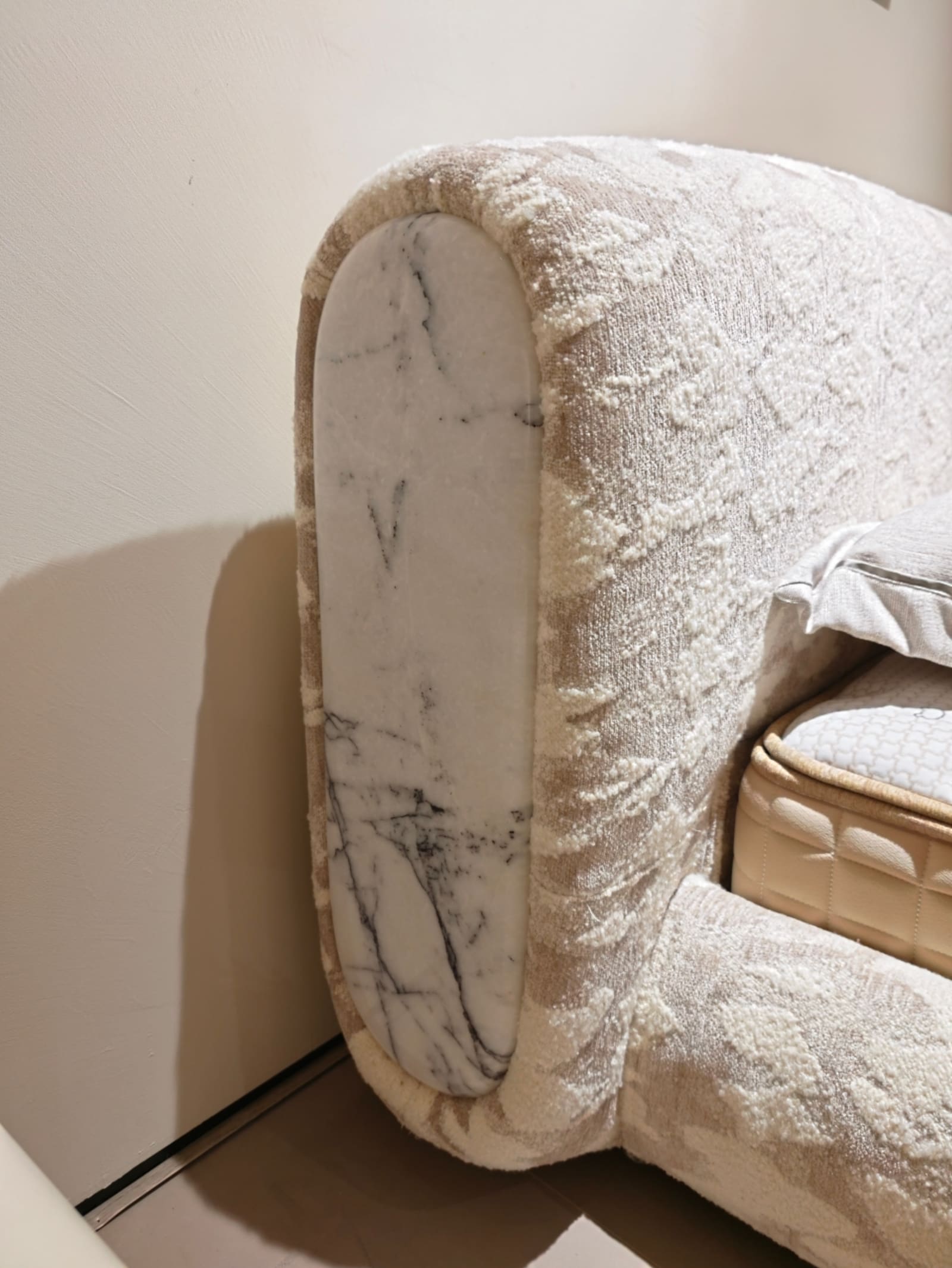 Chenille Upholstered Platform Bed with Botanical Print and Scalloped Headboard 3