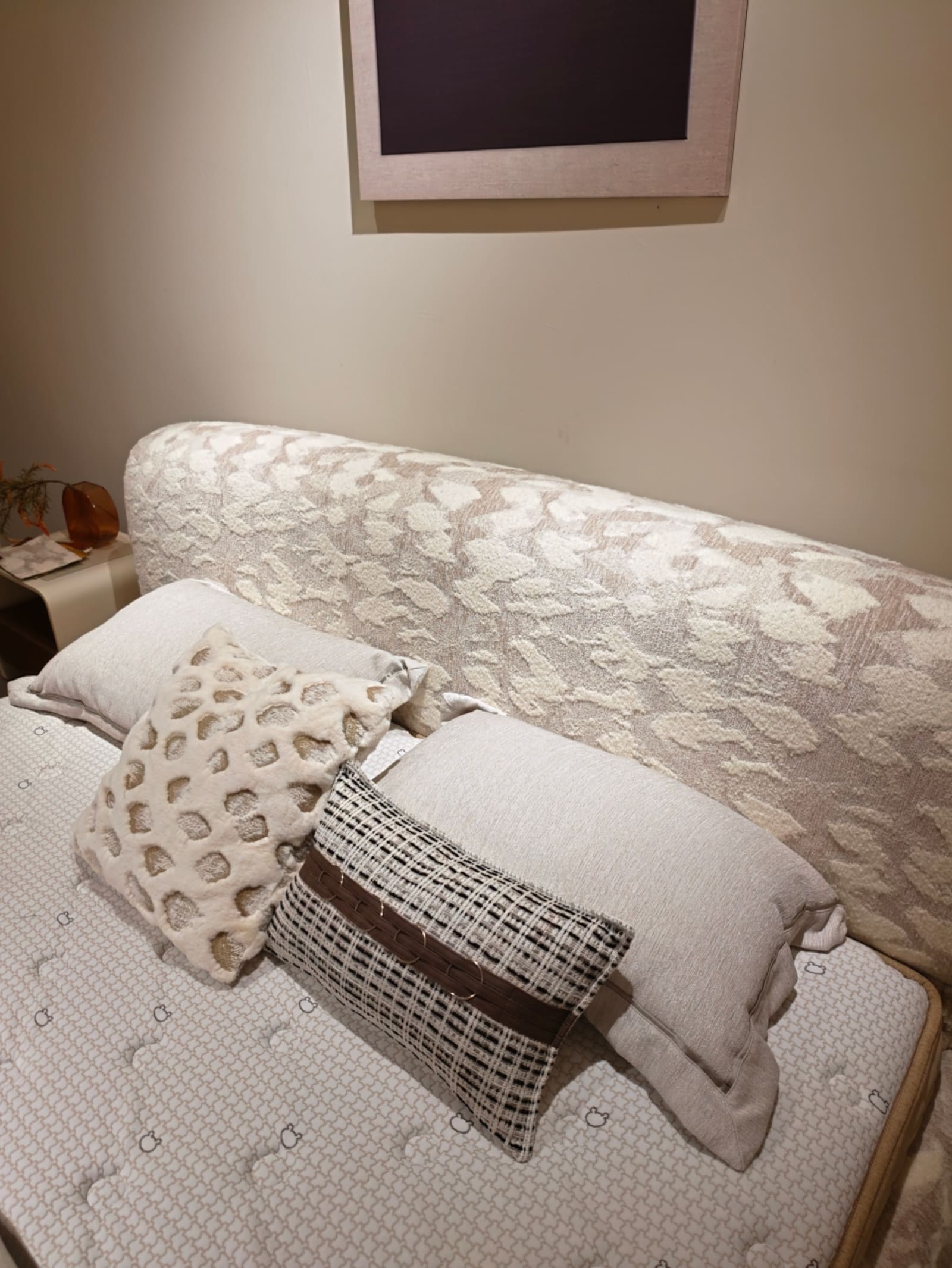 Chenille Upholstered Platform Bed with Botanical Print and Scalloped Headboard 10