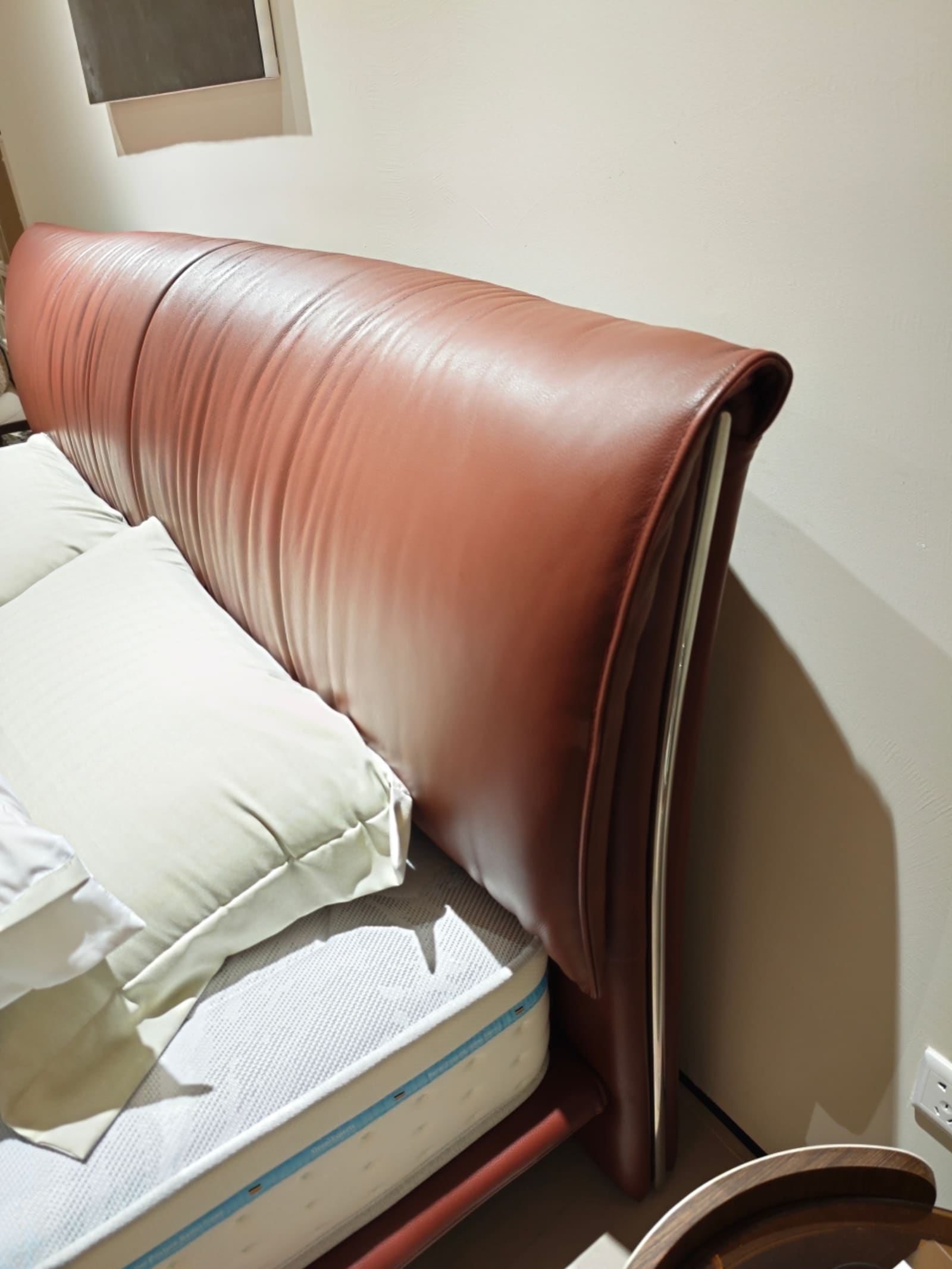 Top-Grain Leather Wingback Bed with Vertical Channel Tufting 7