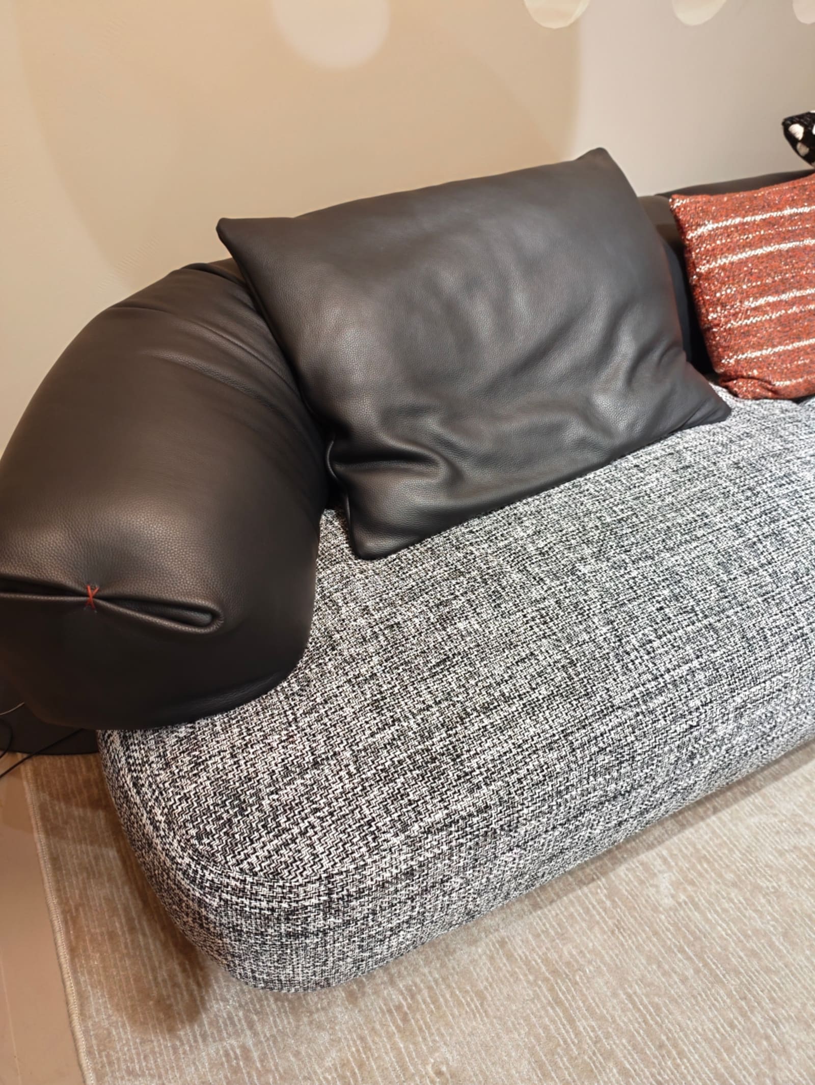 Top-Grain Leather L-Shaped Sectional Sofa D051 5
