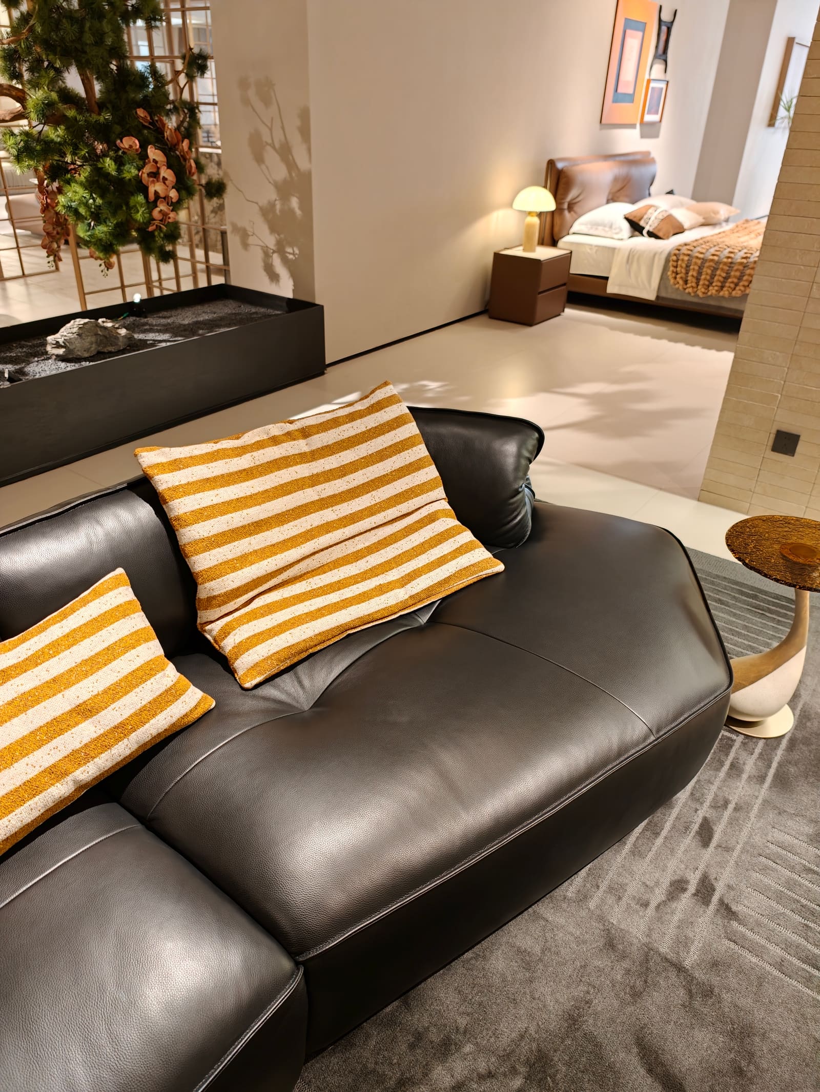 Curved Armless Top-Grain Leather 3-Seater Sofa with Chaise HD2436 6