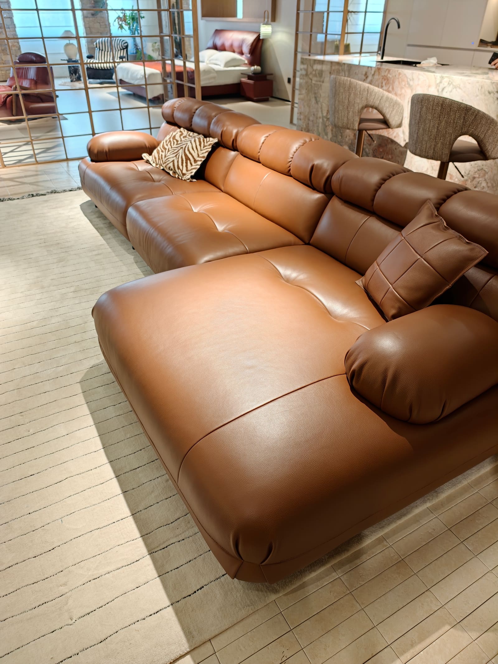 Modern Modular Leather Sectional Sofa with Chaise HD2442B 6