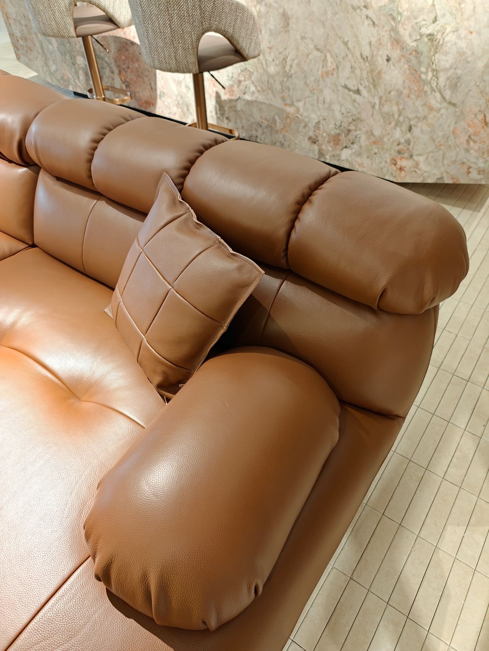 Modern Modular Leather Sectional Sofa with Chaise HD2442B 8