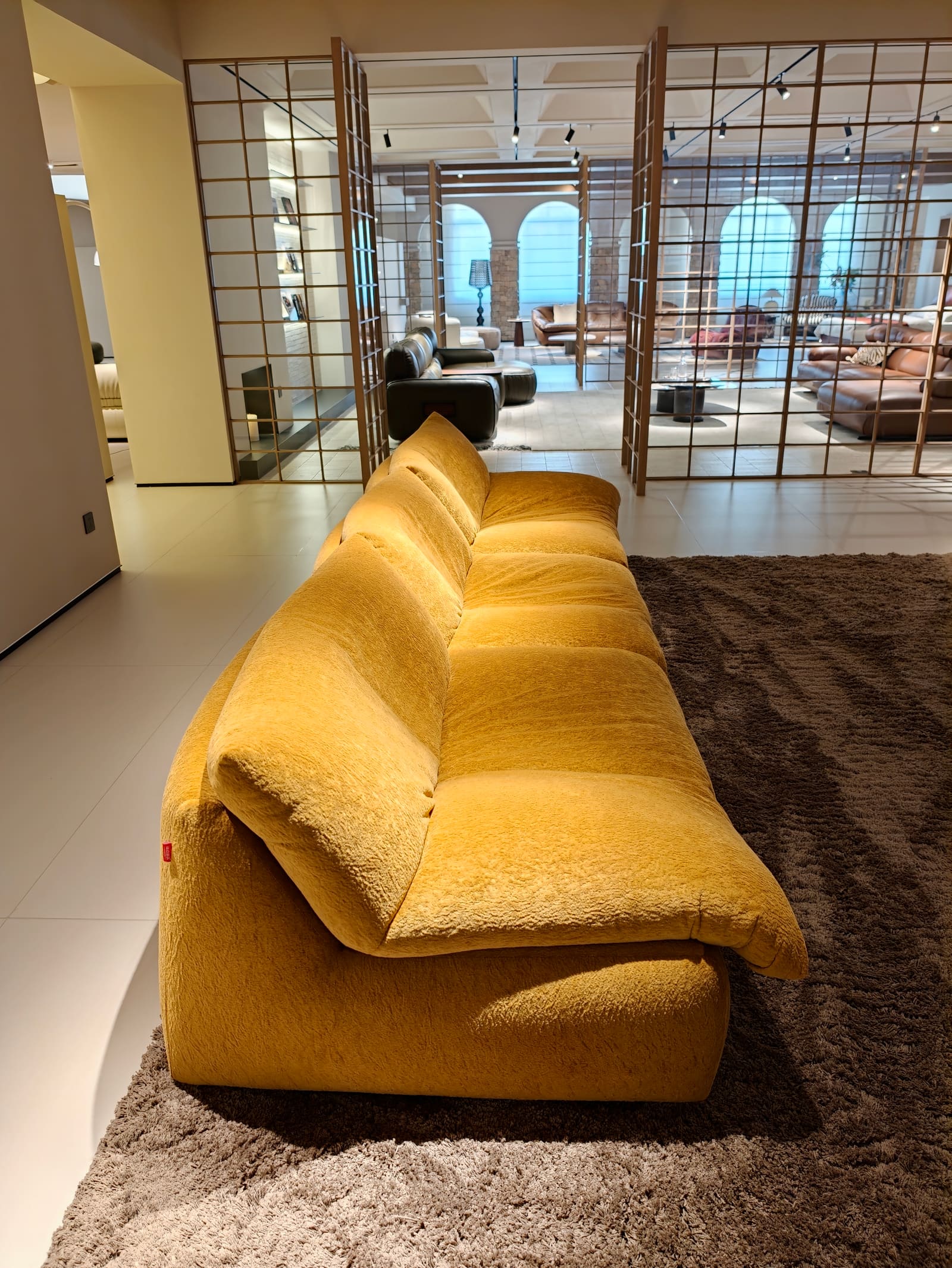 Modern Fabric Modular Sofa with Center Seat HD2448B 2