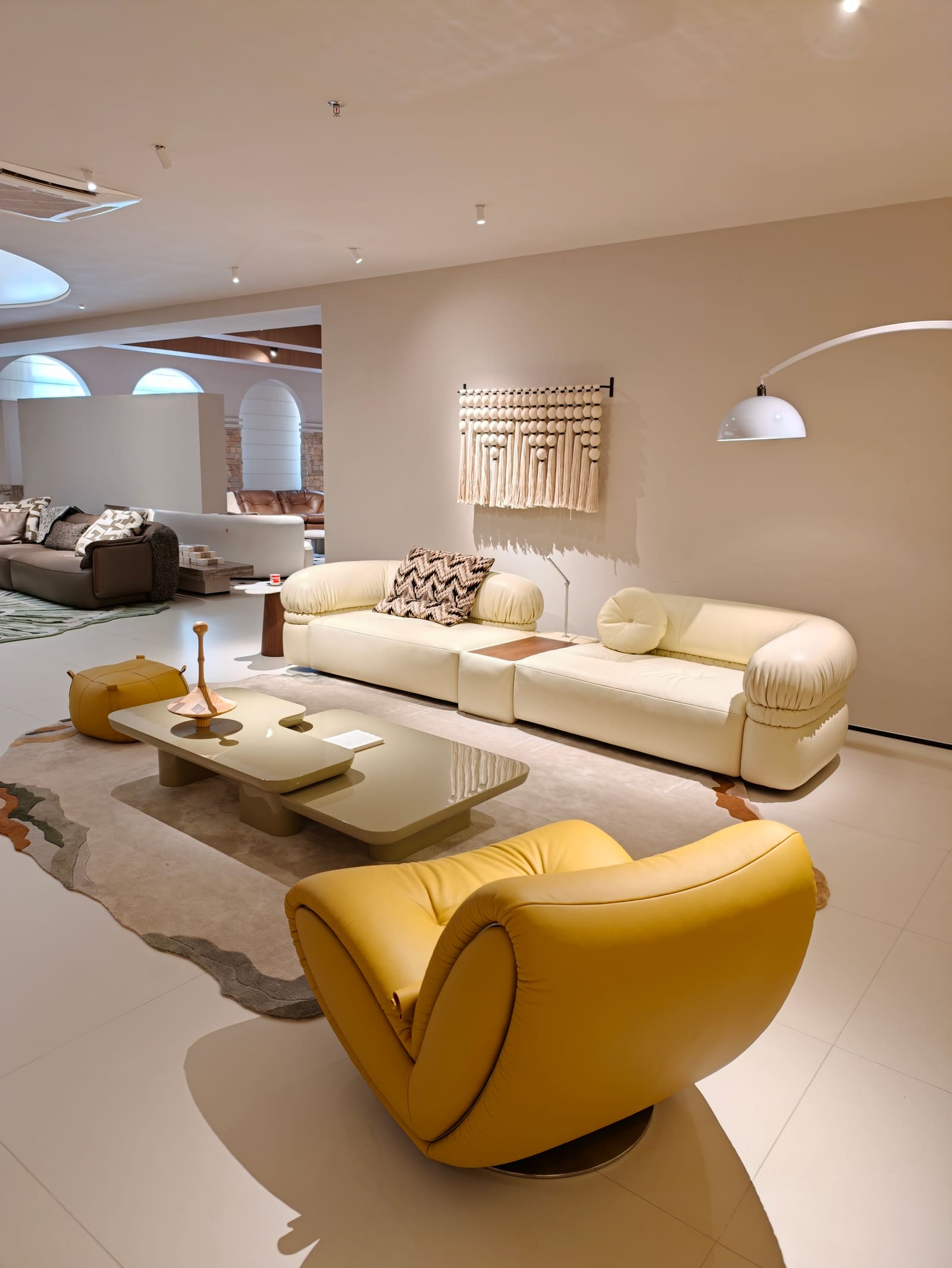 Luxury Top-Grain Leather Two-Piece Sofa with Center Cabinet HD2452 2